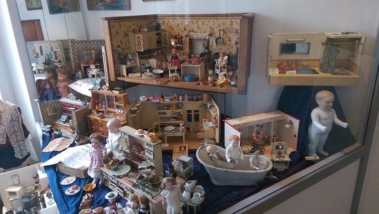 Spielzeug und Ikonen Museum