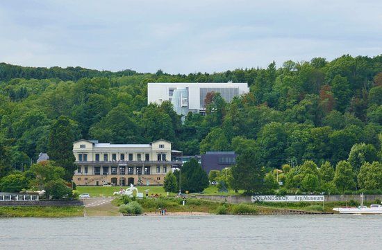 Arp Museum Bahnhof Rolandseck
